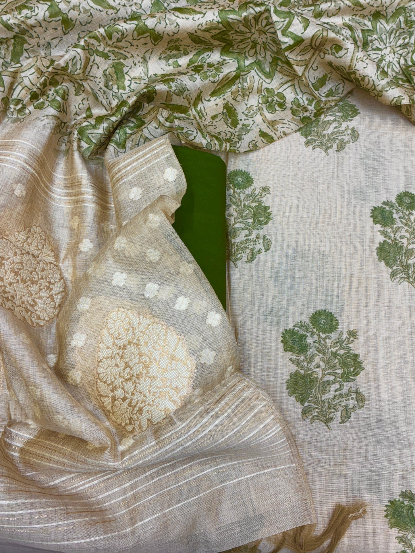 Chanderi Block Printed Suit Set Jamdani Dupatta (Green)