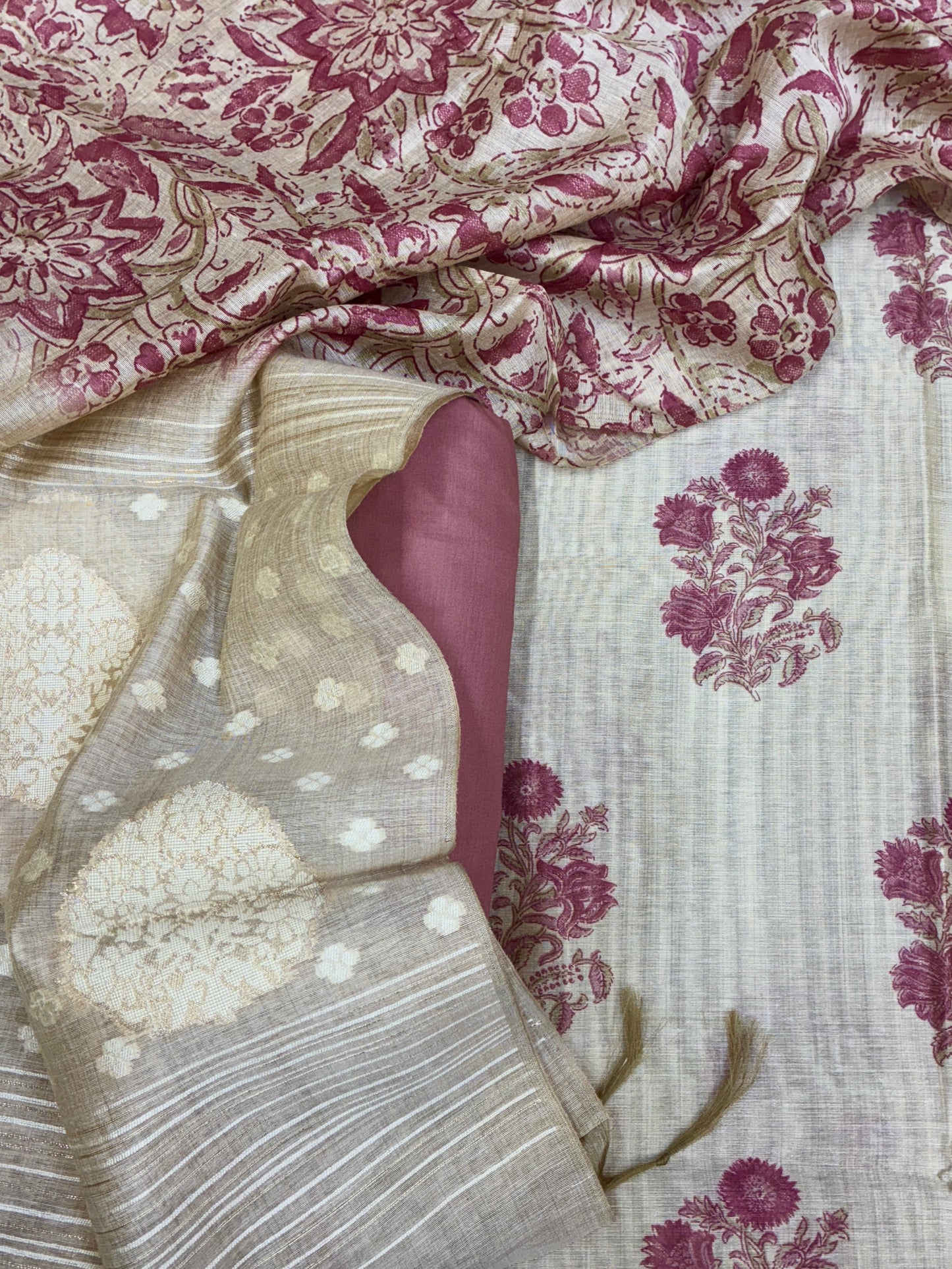 Chanderi Block Printed Suit Set Jamdani Dupatta (Pink)